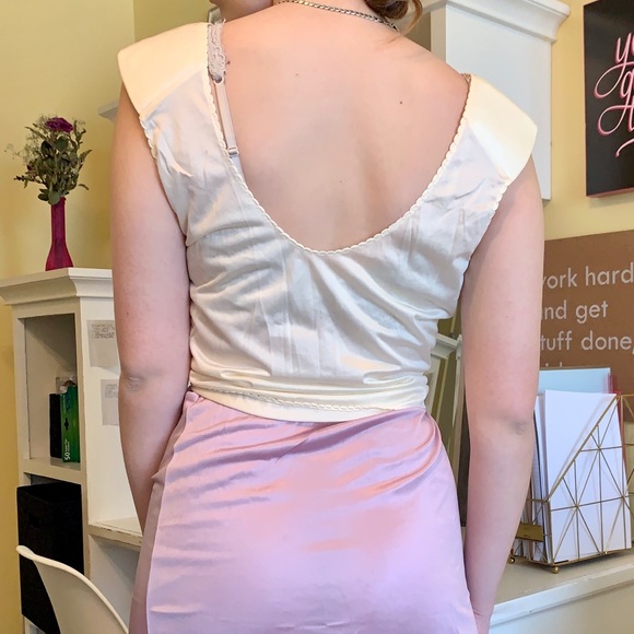 VTG Cottagecore Cream Detailed Lace Silk Top - Picture 3 of 14